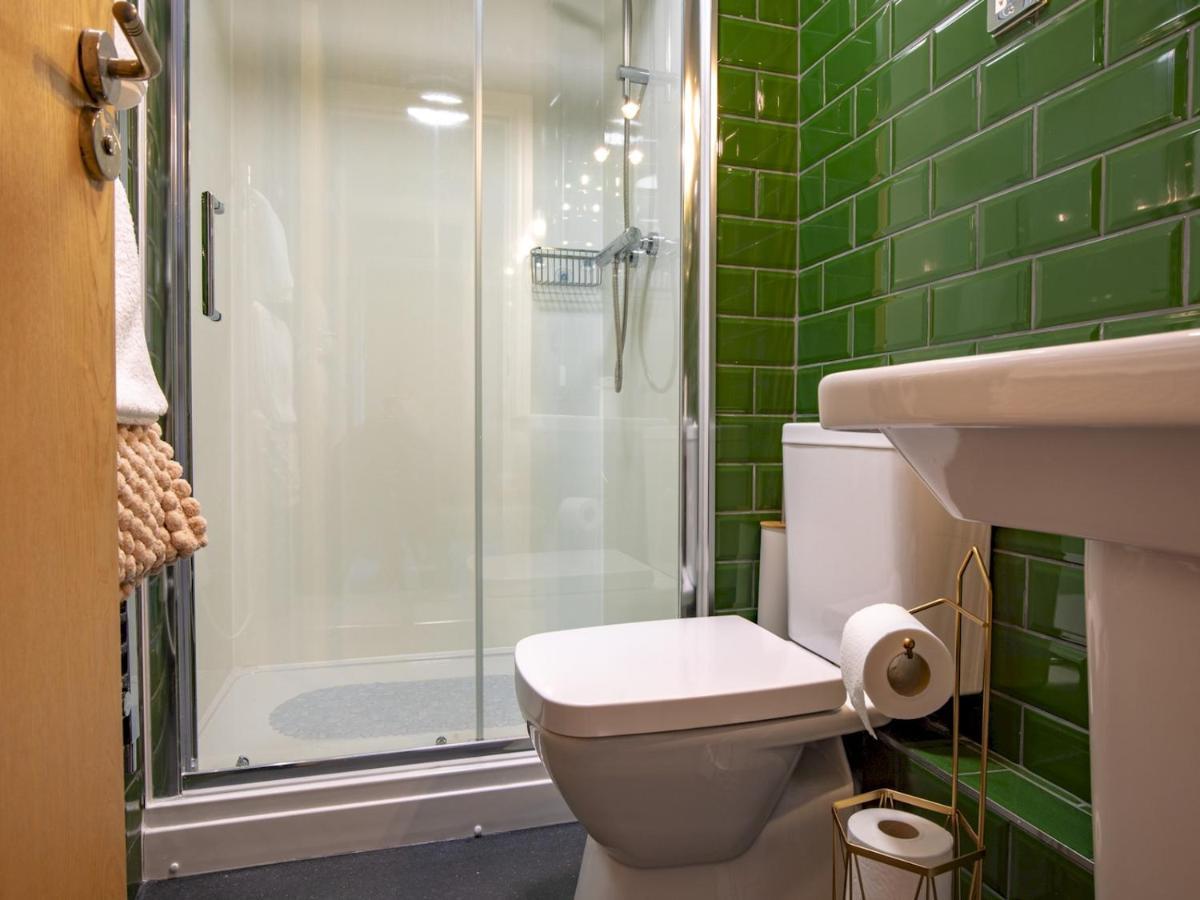 Pass The Keys Art Deco Inspired Apartment With Roof Top Views Shrewsbury Luaran gambar